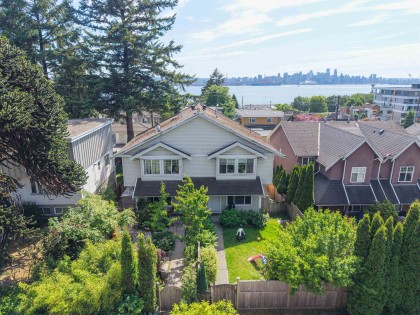 Photo 3 at 409-411 - 417-419 E 3rd Street, Lower Lonsdale, North Vancouver