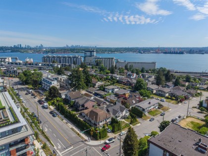 Photo 8 at 409-411 - 417-419 E 3rd Street, Lower Lonsdale, North Vancouver