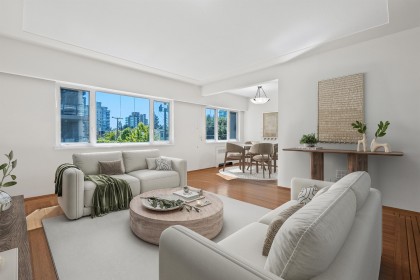 Photo 4 at 8 - 2296 W 39th Avenue, Kerrisdale, Vancouver West