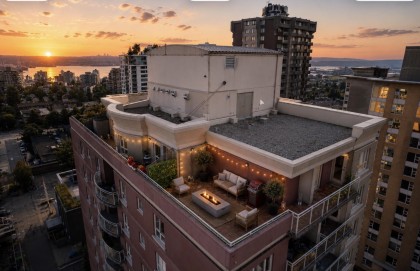 Photo 1 at 1604 - 121 W 15th Street, Central Lonsdale, North Vancouver
