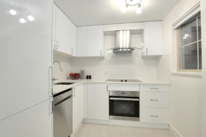 Photo 19 at 1604 - 121 W 15th Street, Central Lonsdale, North Vancouver