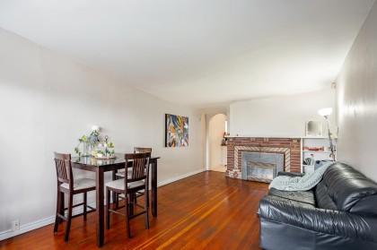 Photo 3 at 869 W 60th Avenue, Vancouver West
