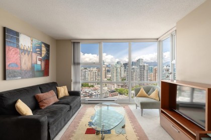 Photo 4 at 3205 - 193 Aquarius Mews, Vancouver West