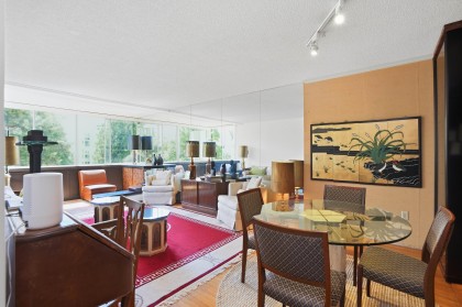Photo 2 at 215 - 1425 Esquimalt Avenue, Ambleside, West Vancouver