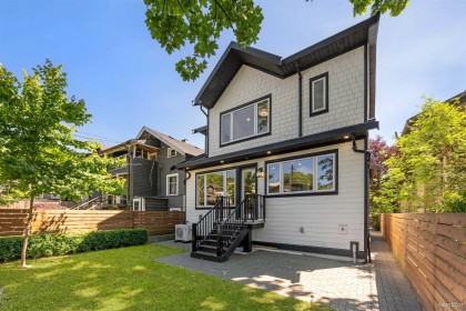 Photo 2 at 2 - 683 W 19th Avenue, Cambie, Vancouver West