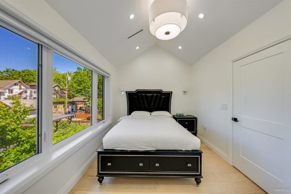 Photo 18 at 2 - 683 W 19th Avenue, Cambie, Vancouver West