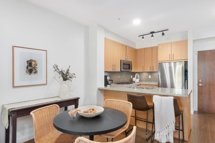 Photo 6 at 113 - 119 W 22nd Street, Central Lonsdale, North Vancouver