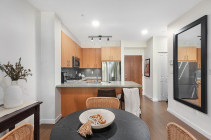 Photo 7 at 113 - 119 W 22nd Street, Central Lonsdale, North Vancouver