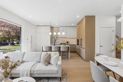 Photo 2 at 1 - 6040 Larch Street, Kerrisdale, Vancouver West