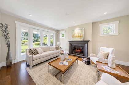 Photo 6 at 2645 Rosebery Avenue, Queens, West Vancouver