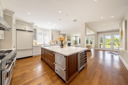 Photo 13 at 2645 Rosebery Avenue, Queens, West Vancouver