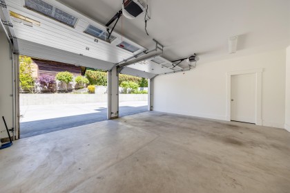 Photo 36 at 2645 Rosebery Avenue, Queens, West Vancouver