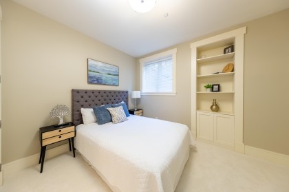 Photo 33 at 2645 Rosebery Avenue, Queens, West Vancouver