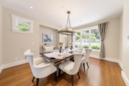 Photo 8 at 2645 Rosebery Avenue, Queens, West Vancouver