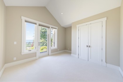 Photo 25 at 2645 Rosebery Avenue, Queens, West Vancouver