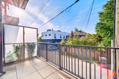 Photo 11 at 675 W 30th Avenue, Cambie, Vancouver West