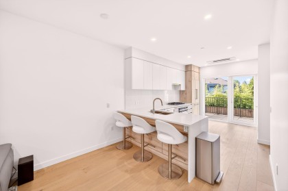 Photo 8 at 675 W 30th Avenue, Cambie, Vancouver West