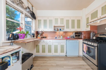 Photo 8 at 3627 W 7th Avenue, Kitsilano, Vancouver West