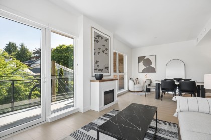 Photo 3 at 321 - 422 E 3rd Street, Lower Lonsdale, North Vancouver