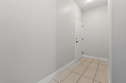 Photo 4 at 311 - 5955 Iona Drive, University VW, Vancouver West