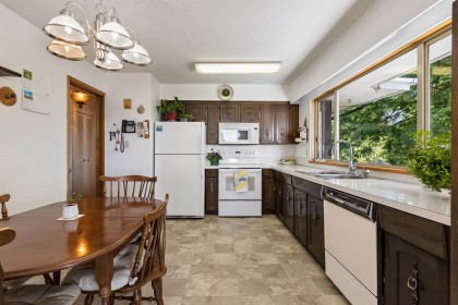 Photo 15 at 615 Ballantree Road, Glenmore, West Vancouver