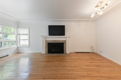 Photo 5 at 2744 W 10th Avenue, Vancouver West