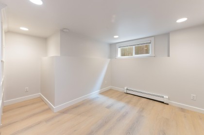 Photo 18 at 2744 W 10th Avenue, Vancouver West