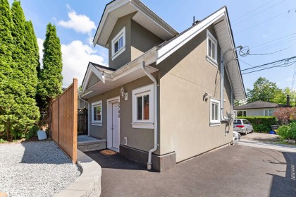 Photo 21 at 2744 W 10th Avenue, Vancouver West