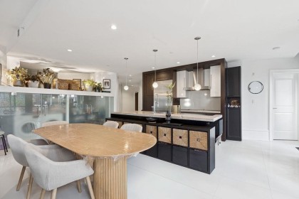 Photo 12 at 402 - 1102 Hornby Street, Downtown VW, Vancouver West