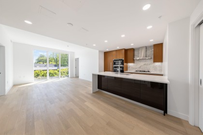 Photo 2 at 403 - 2888 Arbutus Street, Kitsilano, Vancouver West