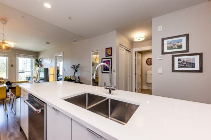 Photo 7 at 503 - 1496 Charlotte Road, Lynnmour, North Vancouver
