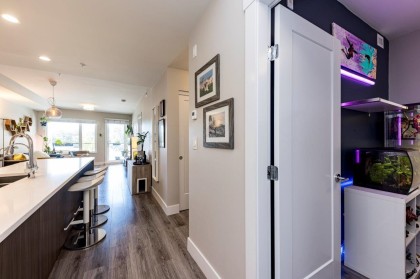 Photo 4 at 503 - 1496 Charlotte Road, Lynnmour, North Vancouver