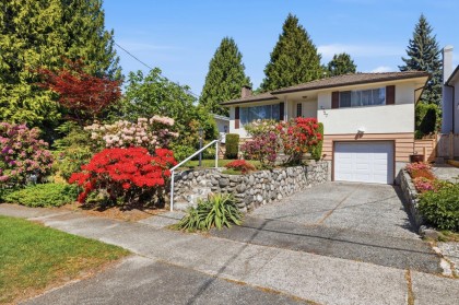 Photo 2 at 2727 W 36th Avenue, MacKenzie Heights, Vancouver West