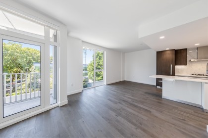 Photo 2 at 305 - 2888 Arbutus Street, Kitsilano, Vancouver West