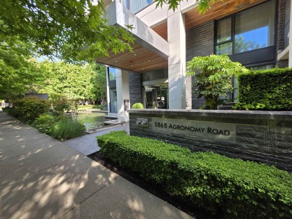 Photo 2 at 302 - 5868 Agronomy Road, Vancouver West