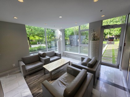 Photo 4 at 302 - 5868 Agronomy Road, Vancouver West