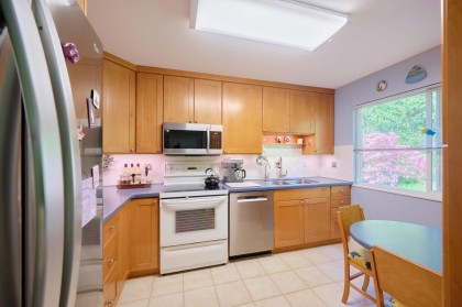 Photo 7 at 4627 Hoskins Road, Lynn Valley, North Vancouver