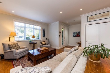 Photo 2 at 1426 Draycott Road, Lynn Valley, North Vancouver