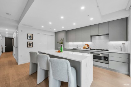 Photo 36 at 301 - 1331 Marine Drive, Ambleside, West Vancouver
