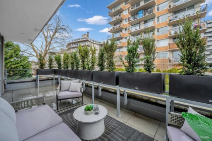 Photo 32 at 301 - 1331 Marine Drive, Ambleside, West Vancouver
