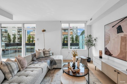 Photo 20 at 301 - 1331 Marine Drive, Ambleside, West Vancouver