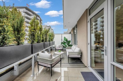 Photo 34 at 301 - 1331 Marine Drive, Ambleside, West Vancouver
