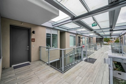 Photo 33 at 301 - 1331 Marine Drive, Ambleside, West Vancouver
