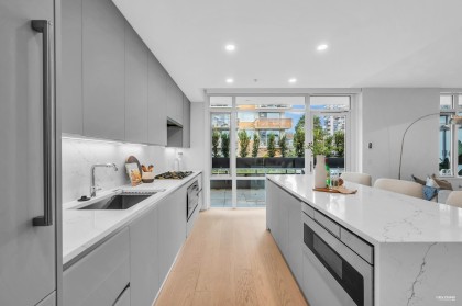 Photo 39 at 301 - 1331 Marine Drive, Ambleside, West Vancouver