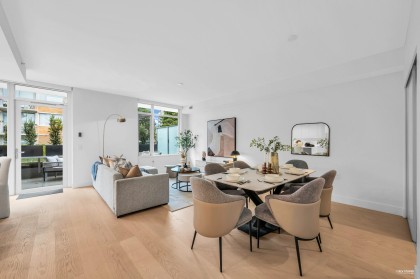Photo 4 at 301 - 1331 Marine Drive, Ambleside, West Vancouver