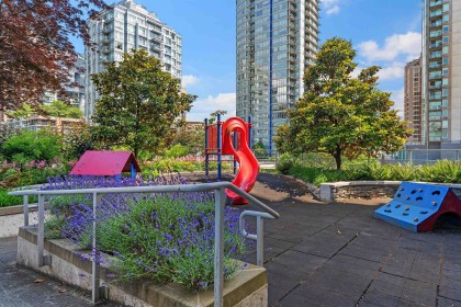Photo 33 at 2504 - 565 Smithe Street, Downtown VW, Vancouver West