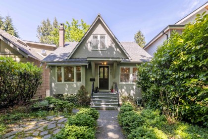 Photo 1 at 4343 11th Avenue, Point Grey, Vancouver West