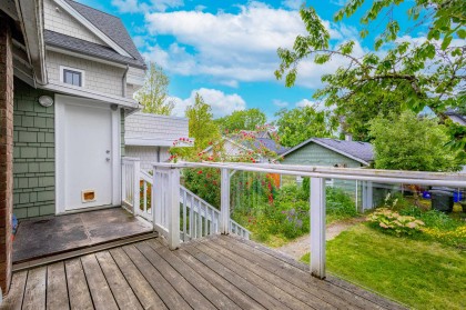 Photo 8 at 3012 W 14th Avenue, Kitsilano, Vancouver West