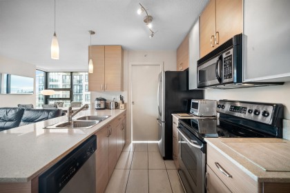 Photo 4 at 3104 - 928 Homer Street, Yaletown, Vancouver West