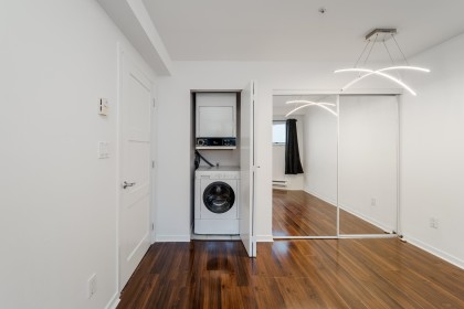 Photo 9 at 202 - 3673 W 11th Avenue, Kitsilano, Vancouver West
